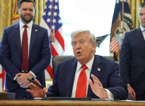 Flag Burning in U.S. May Lead to Arrest, Trump Announces Flag Burning in U.S. May Lead to Arrest, Trump Announces