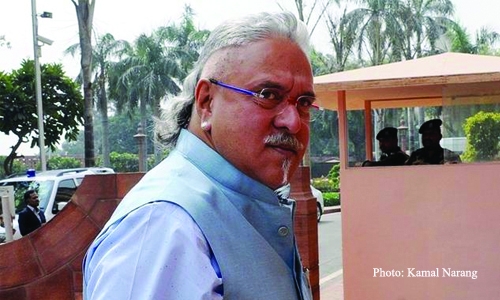 Indian foreign ministry suspends Vijay Mallya's passport Indian foreign ministry suspends Vijay Mallya's passport