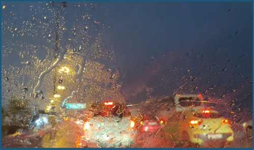 Bahrain Experiences Sudden Drop in Temperature with Rain and Strong Winds