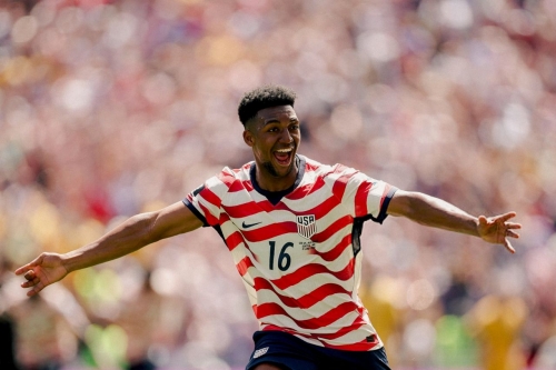 USA secure knockout place with win over Australia