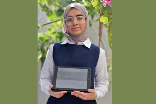 Digital Project Connects School Community