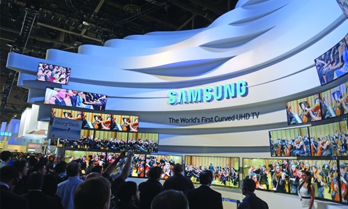 Samsung backs away from split