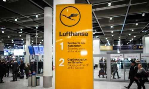 Lufthansa cautious for year ahead after boost in 2016