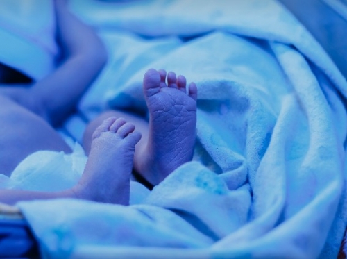 ‘Joyful Yet Tragic’: Woman Delivers Baby Boy During Court Appearance in New York