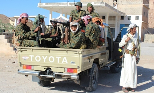 6 dead as Yemen loyalists, Qaeda suspects clash 6 dead as Yemen loyalists, Qaeda suspects clash
