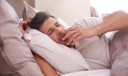 Loud Snoring Leads to Assault, Leaving Victim with Permanent Disability