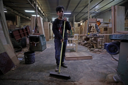 Wars, poverty fuel spike in Iraqi child labour Wars, poverty fuel spike in Iraqi child labour