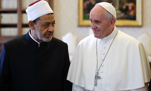 Pope and top imam embrace in historic Vatican meeting