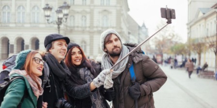 Apple bans selfie sticks Apple bans selfie sticks