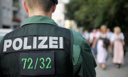 Dangerous German rapist slips prison guards on beer hall visit