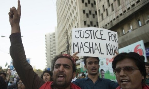 Pakistan police arrest 22 in 'blasphemy' mob killing Pakistan police arrest 22 in 'blasphemy' mob killing