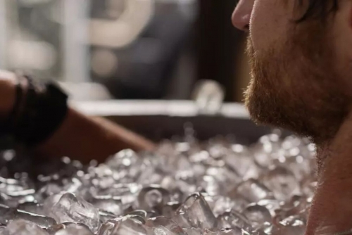 Is the Ice Bath Trend a Risk to Your Heart?
