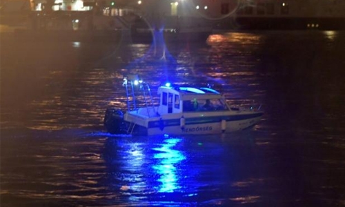 Seven dead, 21 missing as Budapest boat sinks