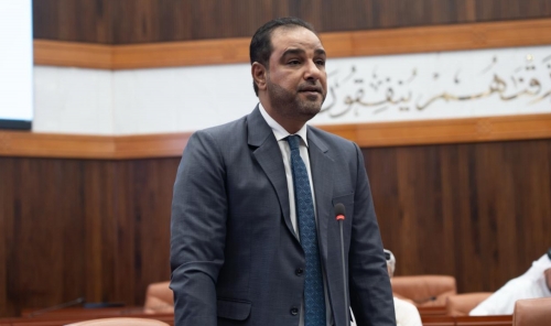 MPs Seek Jobless Pay for Workers Who Quit MPs Seek Jobless Pay for Workers Who Quit