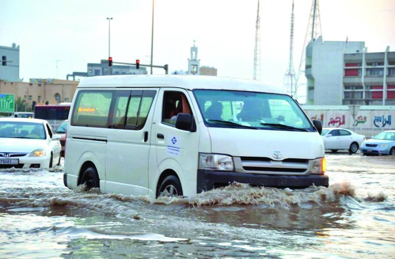 Efforts on to clear floodwaters, smoothen traffic flow 