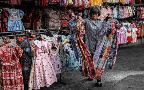 Thailand Cuts Growth Outlook as War Hits Tourism and Prices