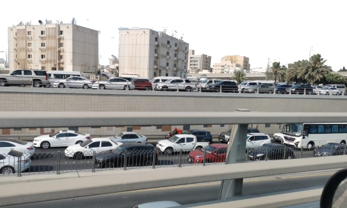 No end to traffic chaos in Bahrain despite school time change