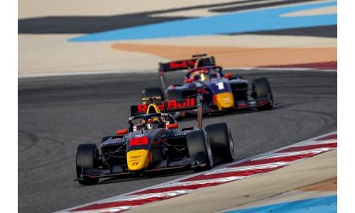 Spectacular support races at F1 weekend at Bahrain international circuit