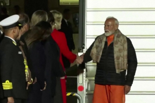 Modi visits Australia for minerals talks and rock-star welcome Modi visits Australia for minerals talks and rock-star welcome