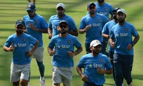 India, England call off training amid cyclone chaos