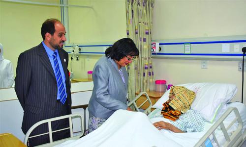 Minister of Health inspects hospital