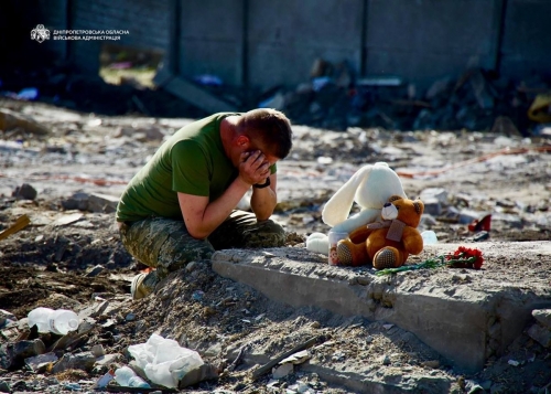 Russian missile strike destroys family home; 10 feared dead Russian missile strike destroys family home; 10 feared dead