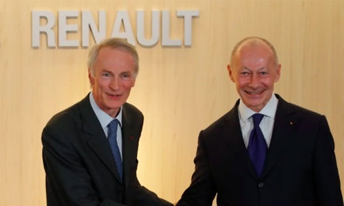Renault names Bollore CEO, Senard chairman Renault names Bollore CEO, Senard chairman
