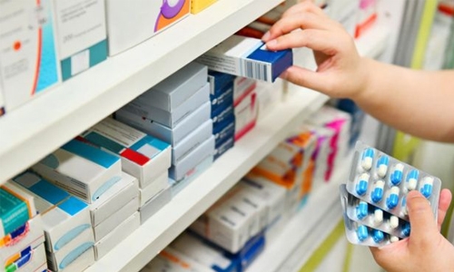 Pharmacy shut for selling medicines without prescription
