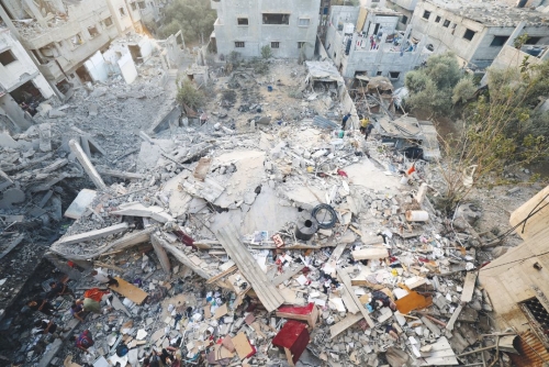 Trump hints at ‘something special’ in Middle East talks Trump hints at ‘something special’ in Middle East talks