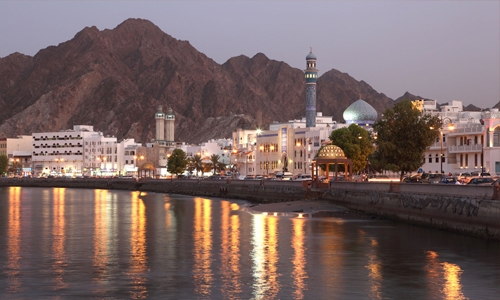 Oman announces ban on commercial activities, cancels Eid prayers Oman announces ban on commercial activities, cancels Eid prayers