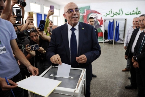 Algerians vote for new parliament with turnout in focus Algerians vote for new parliament with turnout in focus