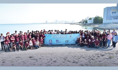 Seef Properties team up with Ibn Khuldoon National School to clean Nurana Islands’ coasts