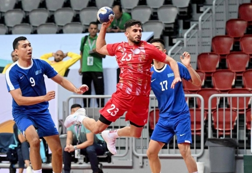 Bahrain makes dominant start
