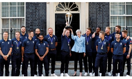 British PM May hosts victorious England cricket team British PM May hosts victorious England cricket team