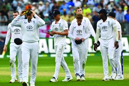 ‘Amateurish’ England lashed for skipping pink-ball warm-up 