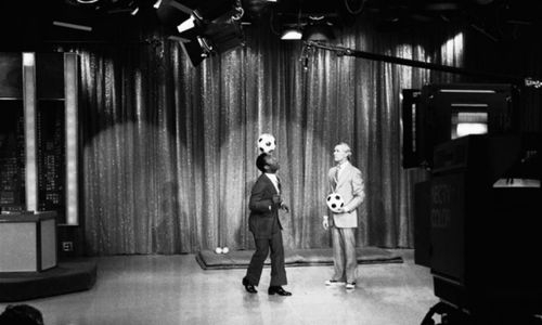 Movies, music and TV helped Pelé to even more stardom