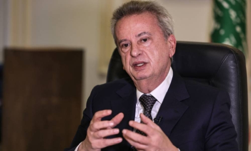 Lebanon's central bank chief ends term with no successor