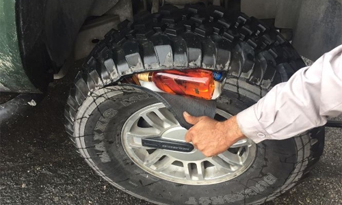 Customs foils liquor smuggling attempt Customs foils liquor smuggling attempt