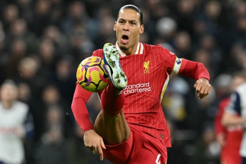 Van Dijk says ‘no deadline’ on deciding Liverpool future Van Dijk says ‘no deadline’ on deciding Liverpool future