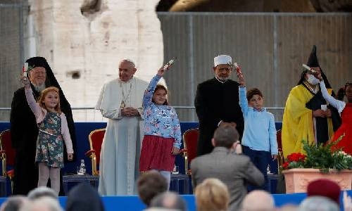 Divert money spent on weapons for food, vaccine: Pope Francis