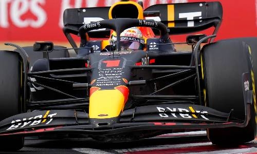 Verstappen wins in Hungary to extend title lead as Ferrari slip up