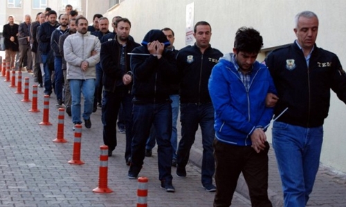 Turkey detains 1,000 in new anti-Gulen crackdown