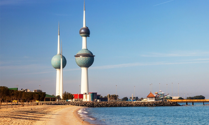 Kuwait terminates 3,000 expat public sector staff