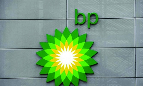 BP rebounds into quarterly profit on higher oil prices