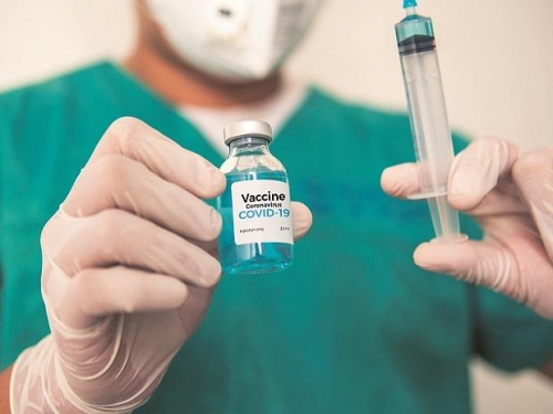 Russia's Sputnik V Covid-19 vaccine gets Indian nod