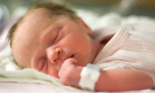 Girl kills newborn in bathroom Girl kills newborn in bathroom