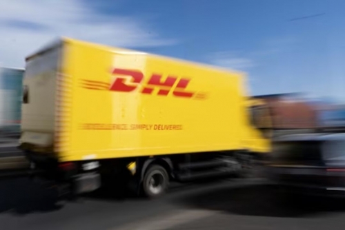 Germany’s DHL Halts Standard Package Deliveries to US Amid New Tariff Rules