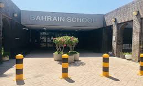 Bahrain School builds successfully on history of online learning