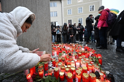 Police seek motive in Prague mass shooting Police seek motive in Prague mass shooting