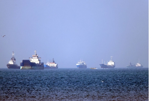 Some 1,500 ships trapped in Gulf due to Iran-US conflict: IMO 